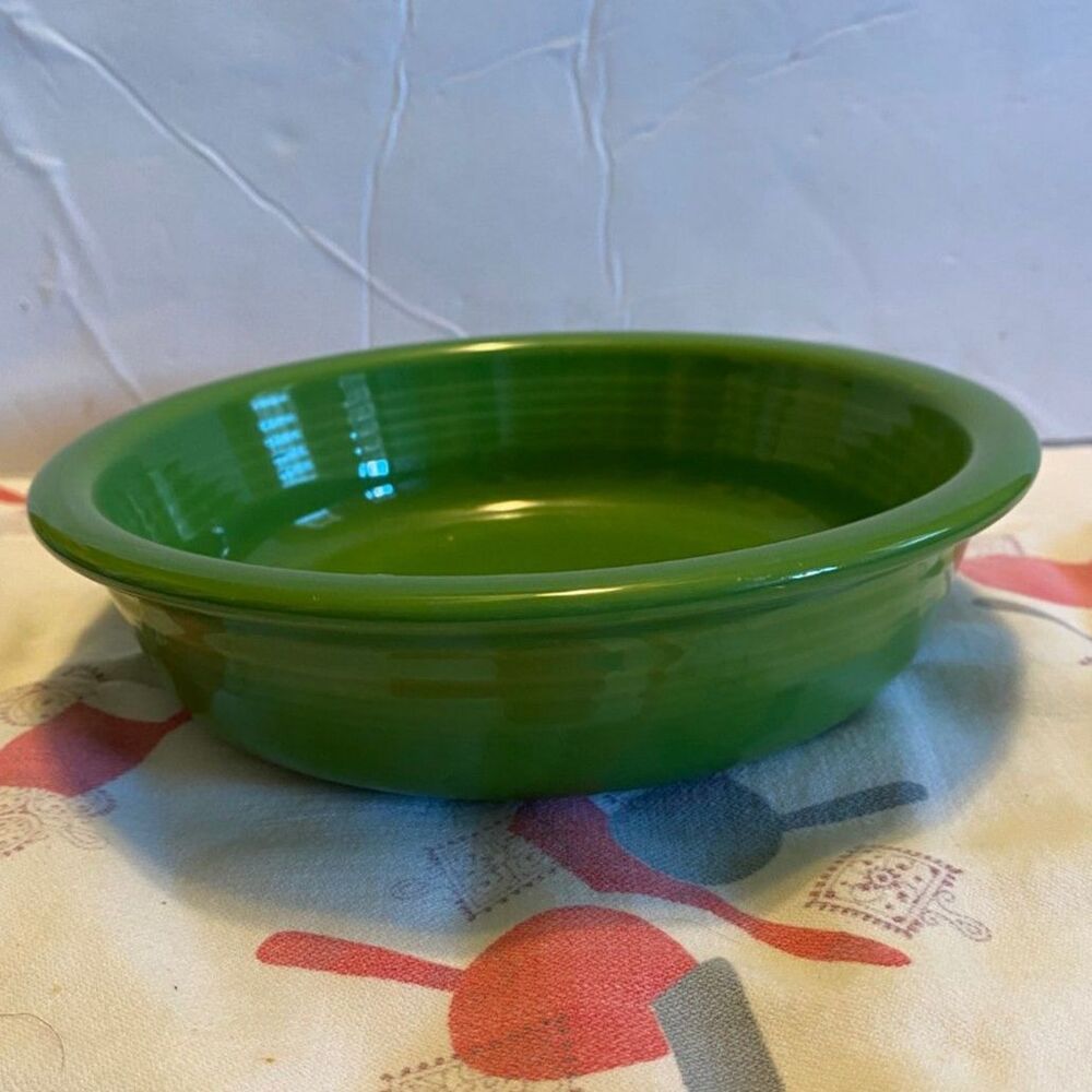Fiestaware Shamrock Classic Rim 19 oz. Cereal Bowl